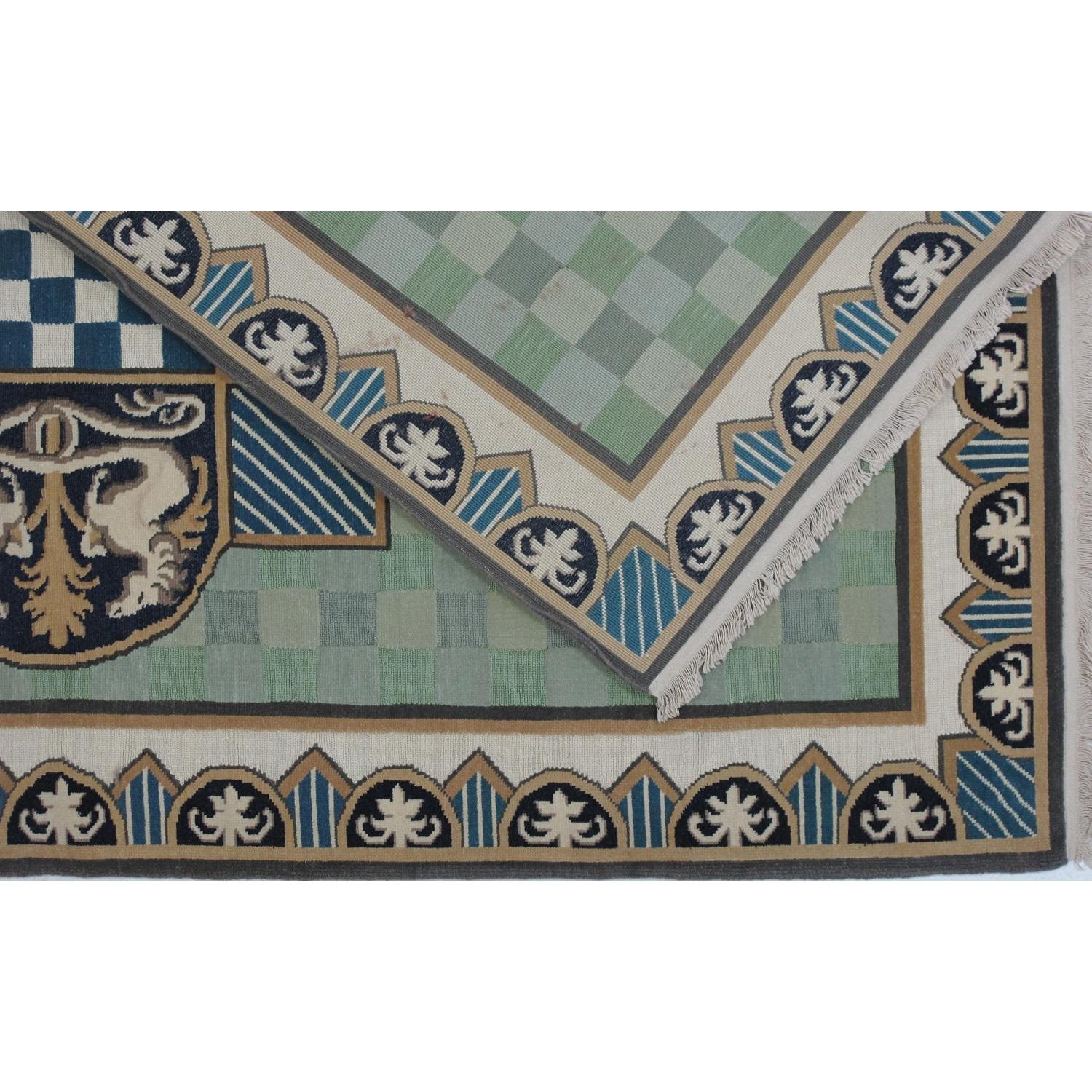 Soumak Design Hand Woven Wool Rug - 6' X 9'