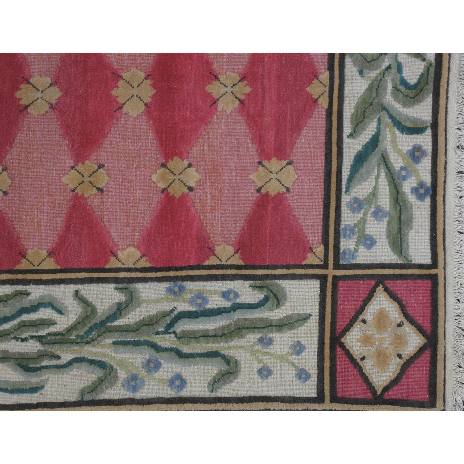 Soumak Design Hand Woven Wool Rug - 6' X 9'