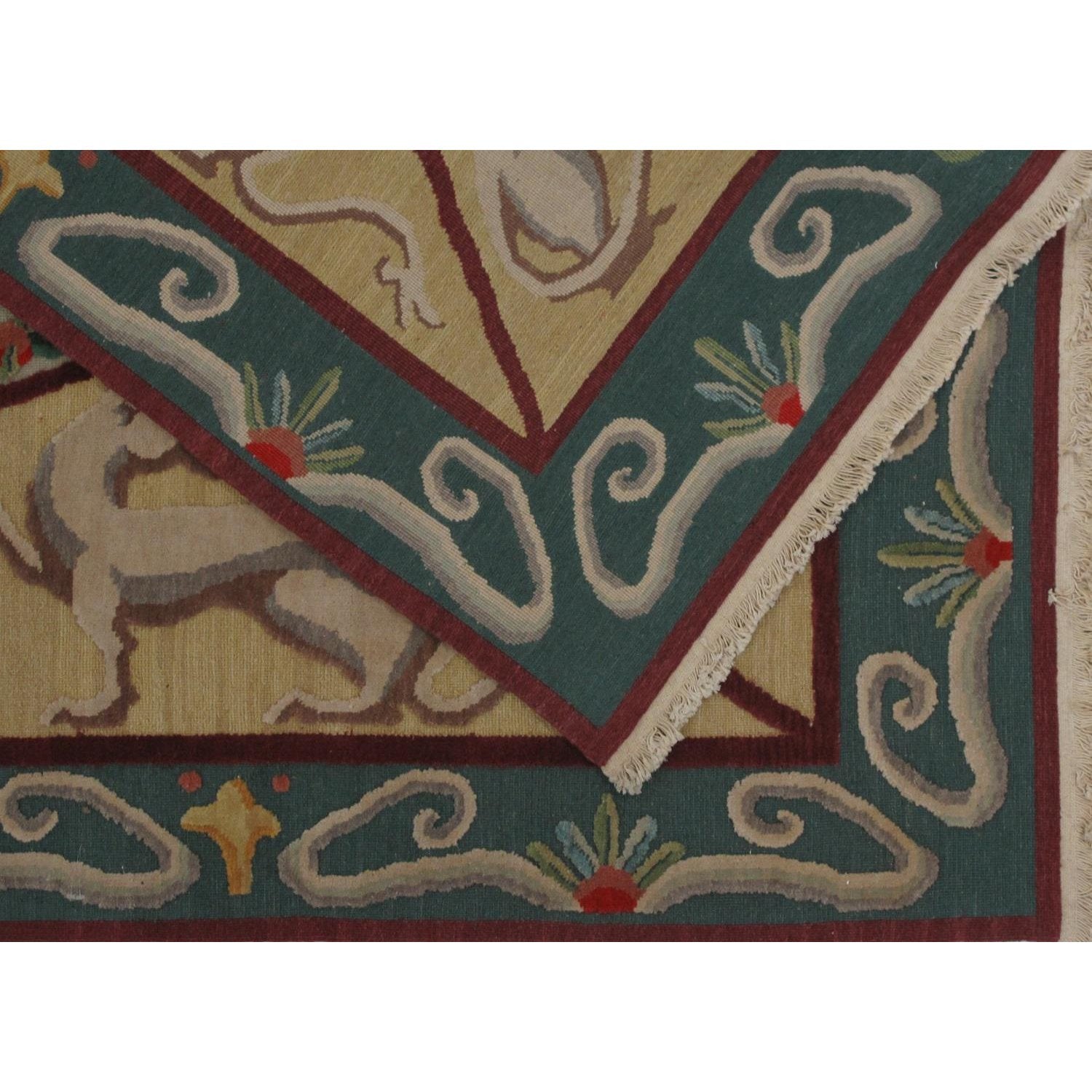 Soumak Design Hand Woven Wool Rug - 6' X 9'