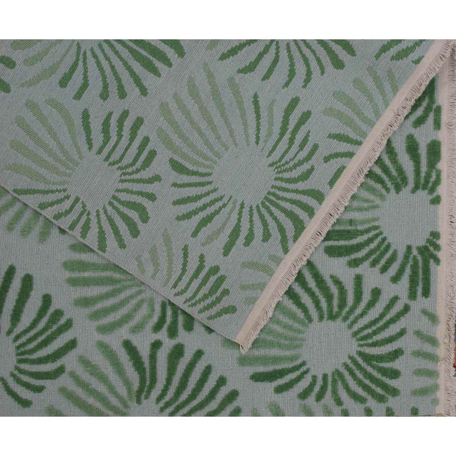 Soumak Design Hand Woven Blue Wool Rug - 6' X 9'