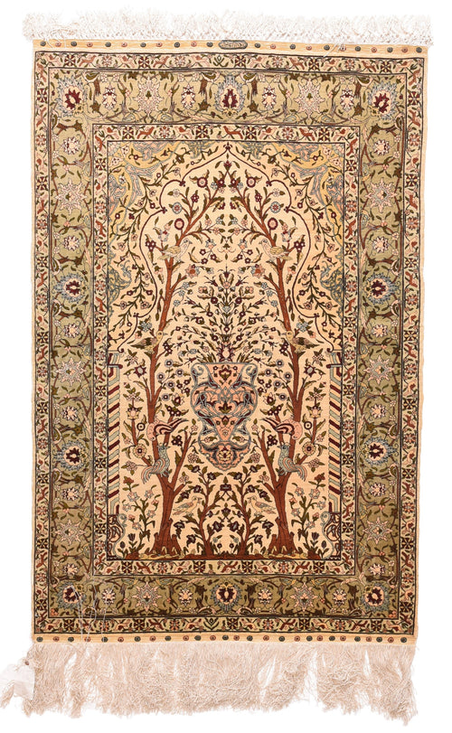 Antique Beige Herekeh Turkish Area Rug