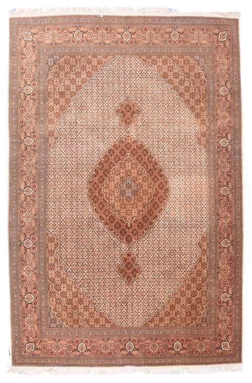 Excellent Rust Tabriz Persian Area Rug