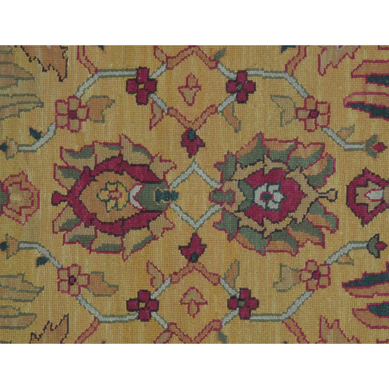 Soumak Design Hand Woven Wool Rug - 6' X 9'