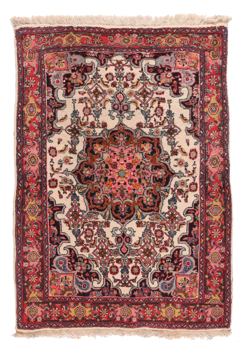 Excellent Rose Persian Bidjar Area Rug
