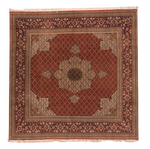 Excellent Persian Tabriz Design Area Rug