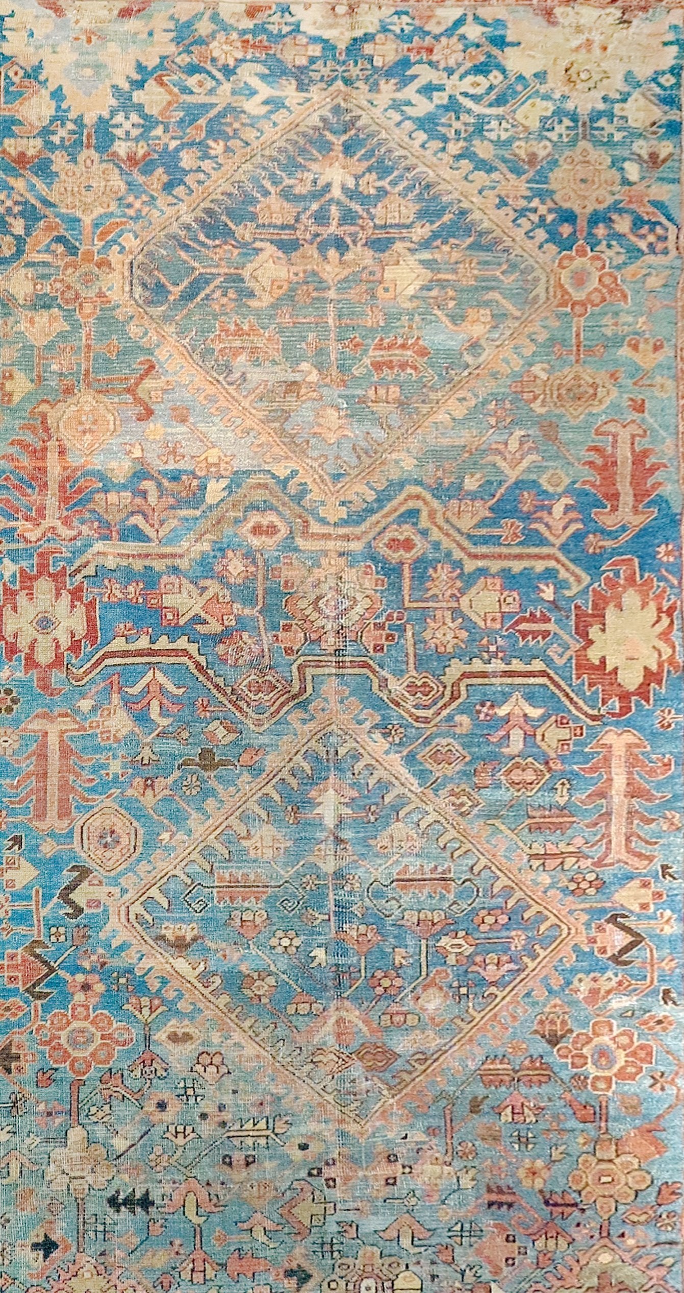 Hand Knotted Persian Heriz Serapi