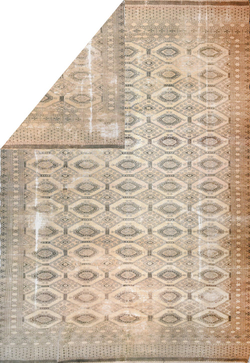 Vintage Pakestani/Bukara Area Rug